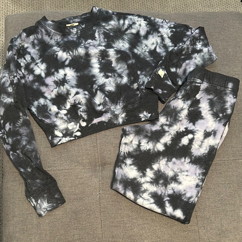 RSQ Gray and White Tie-Dye sweat set M/XS